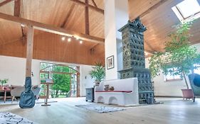 400qm bayr.LUXUSVILLA. 2500qm uneinsehbarer Garten